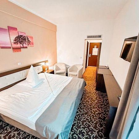 Hotel Neon Timisoara Exterior photo