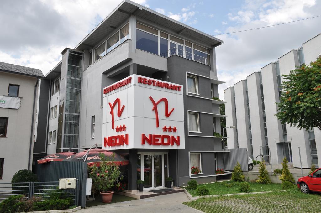 Hotel Neon Timisoara Exterior photo